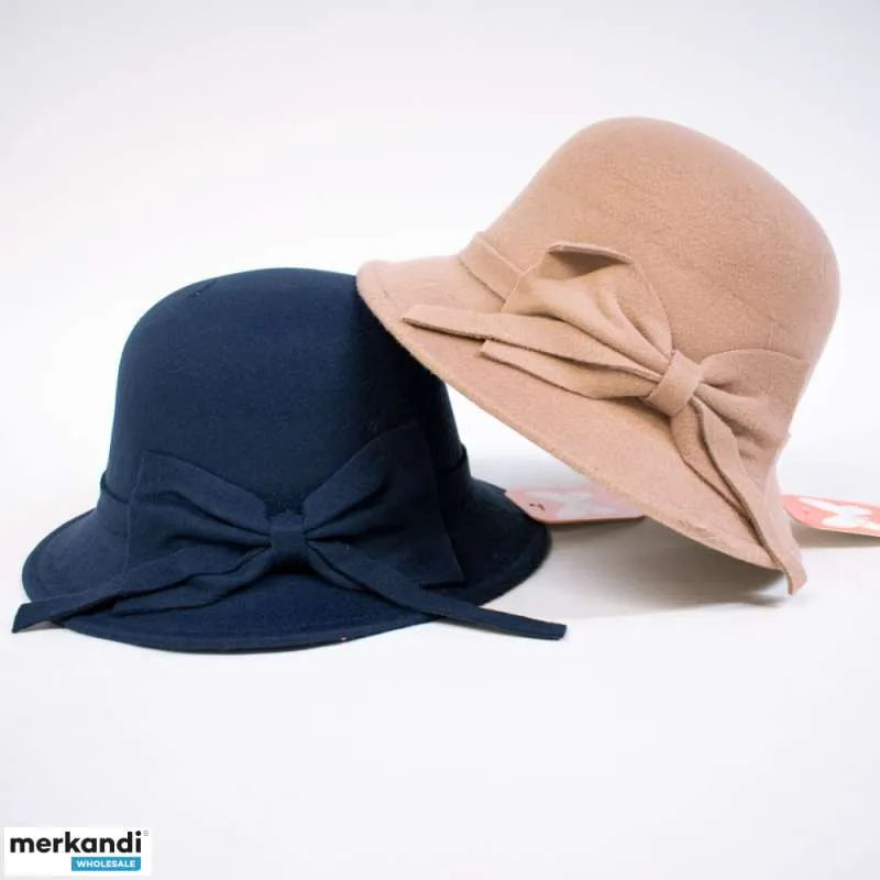 Accesorios de invierno para mujer: bolsos de mano, bufandas y sombreros de CLAUDINE