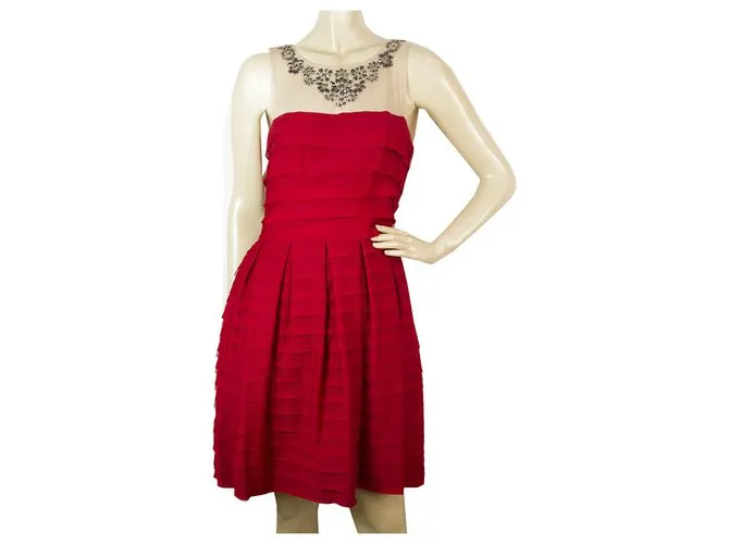 Bcbg Max Azria BCBG MaxAzria Escote con cuentas con volantes rojo Longitud mini Vestido talla S Roja 