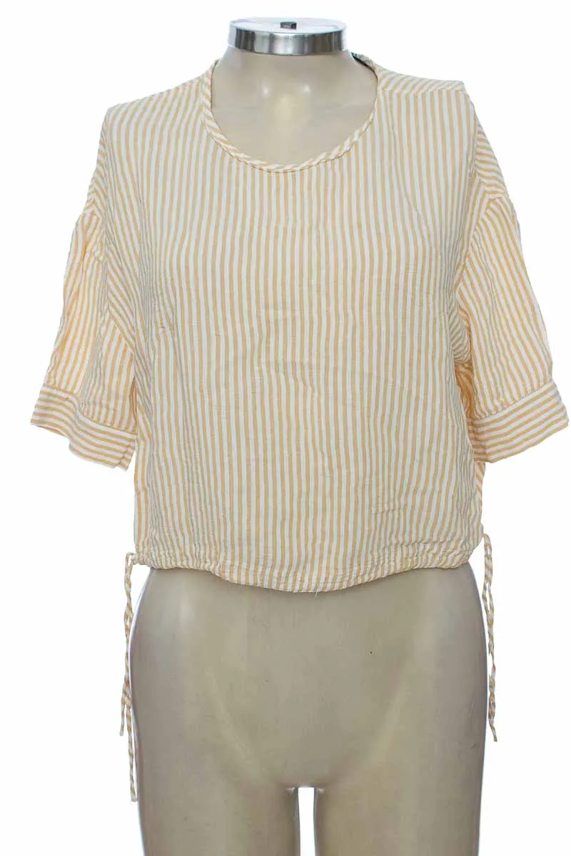 BLUSA COLOR AMARILLO  ZARA