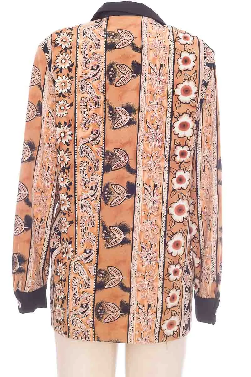 BLUSA COLOR CAFé  CLOSEANDO