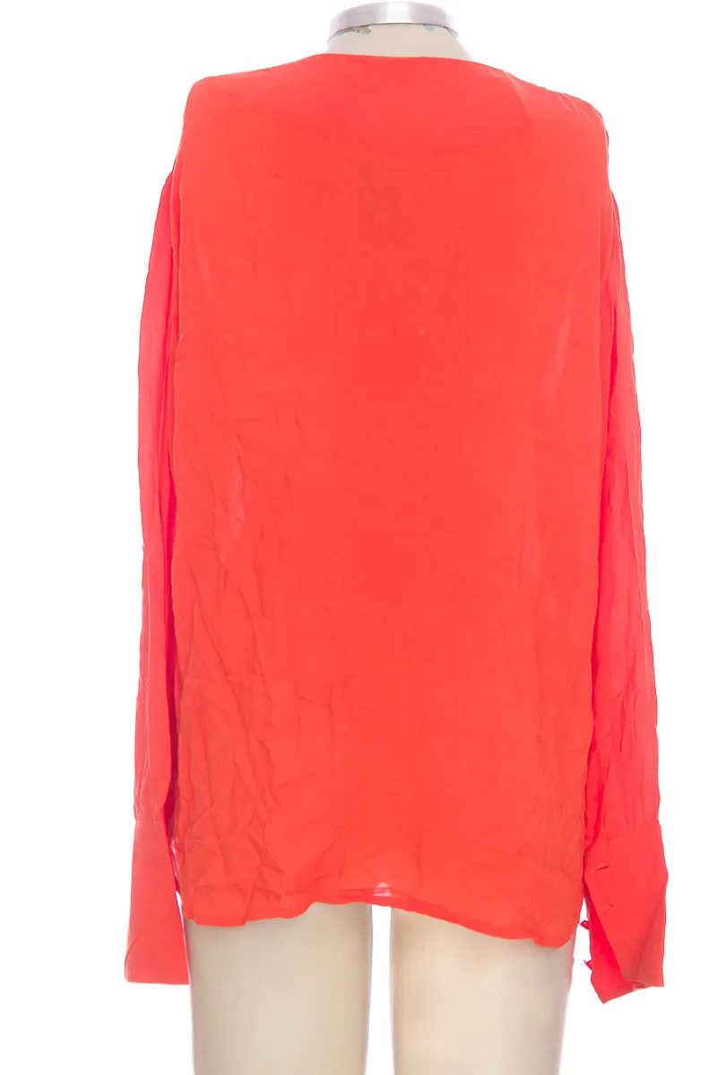 BLUSA COLOR NARANJA  CLOSEANDO