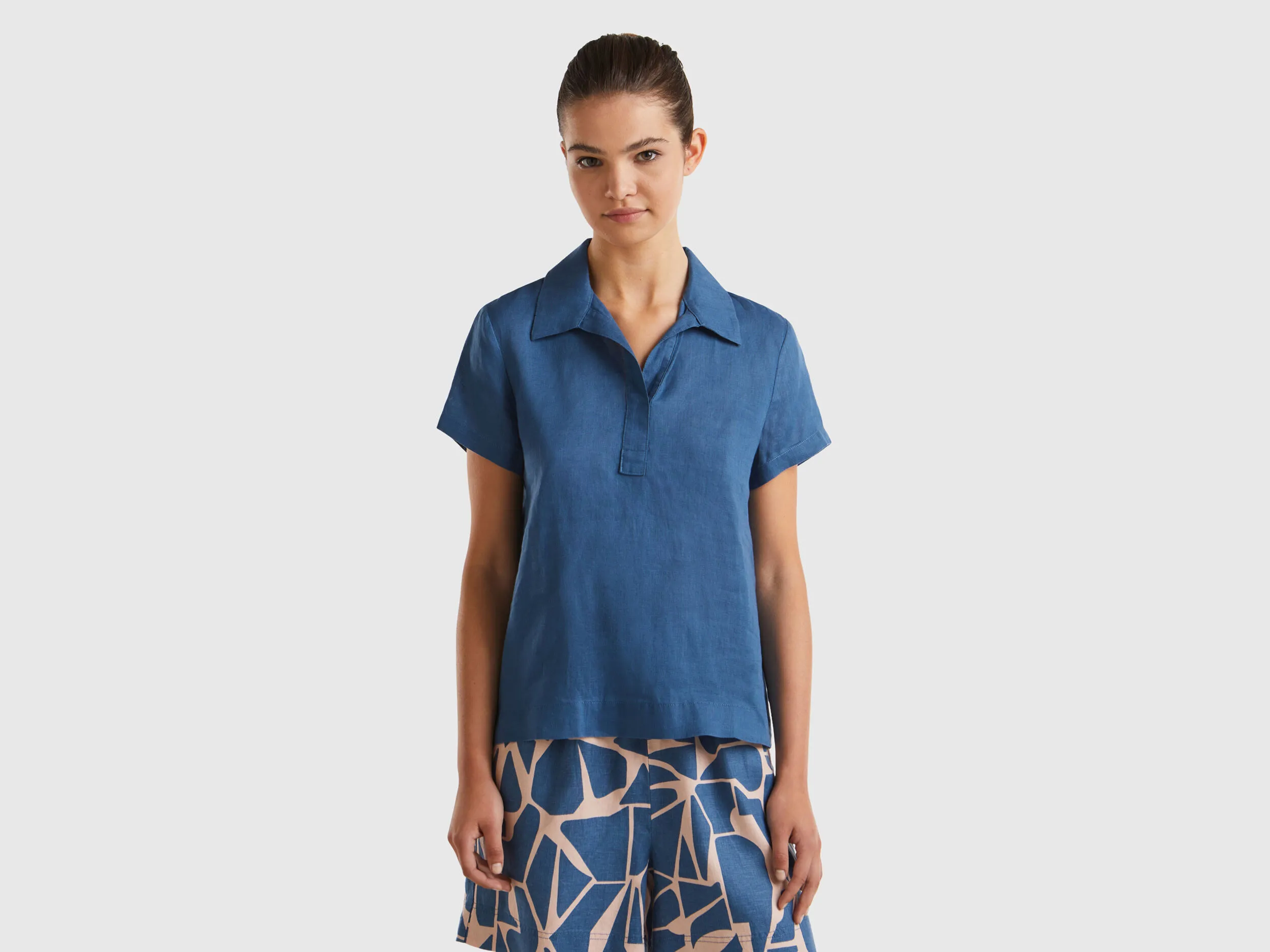 Blusa de 100 % lino de estilo polo