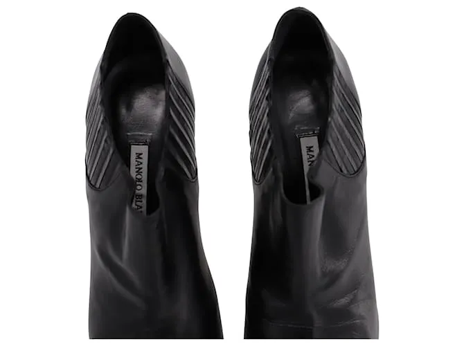Botín Manolo Blahnik Livrea Gore de Cuero Negro 