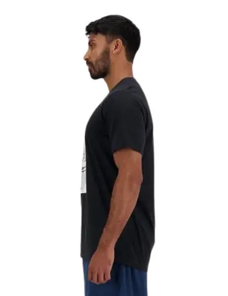 camiseta New Balance ess poster negro de hombre.