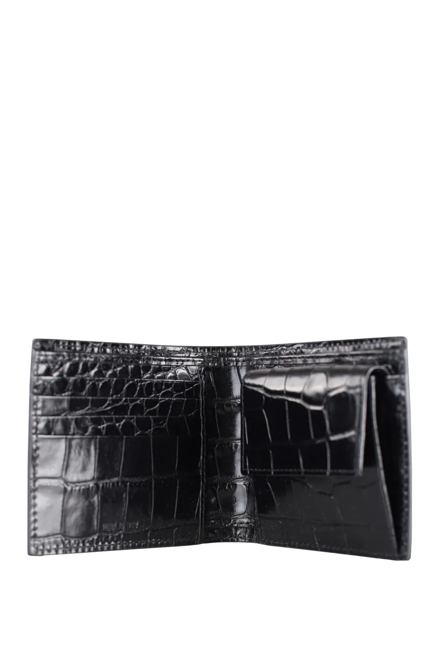 Cartera negra con estampado de cocodrilo y logo 