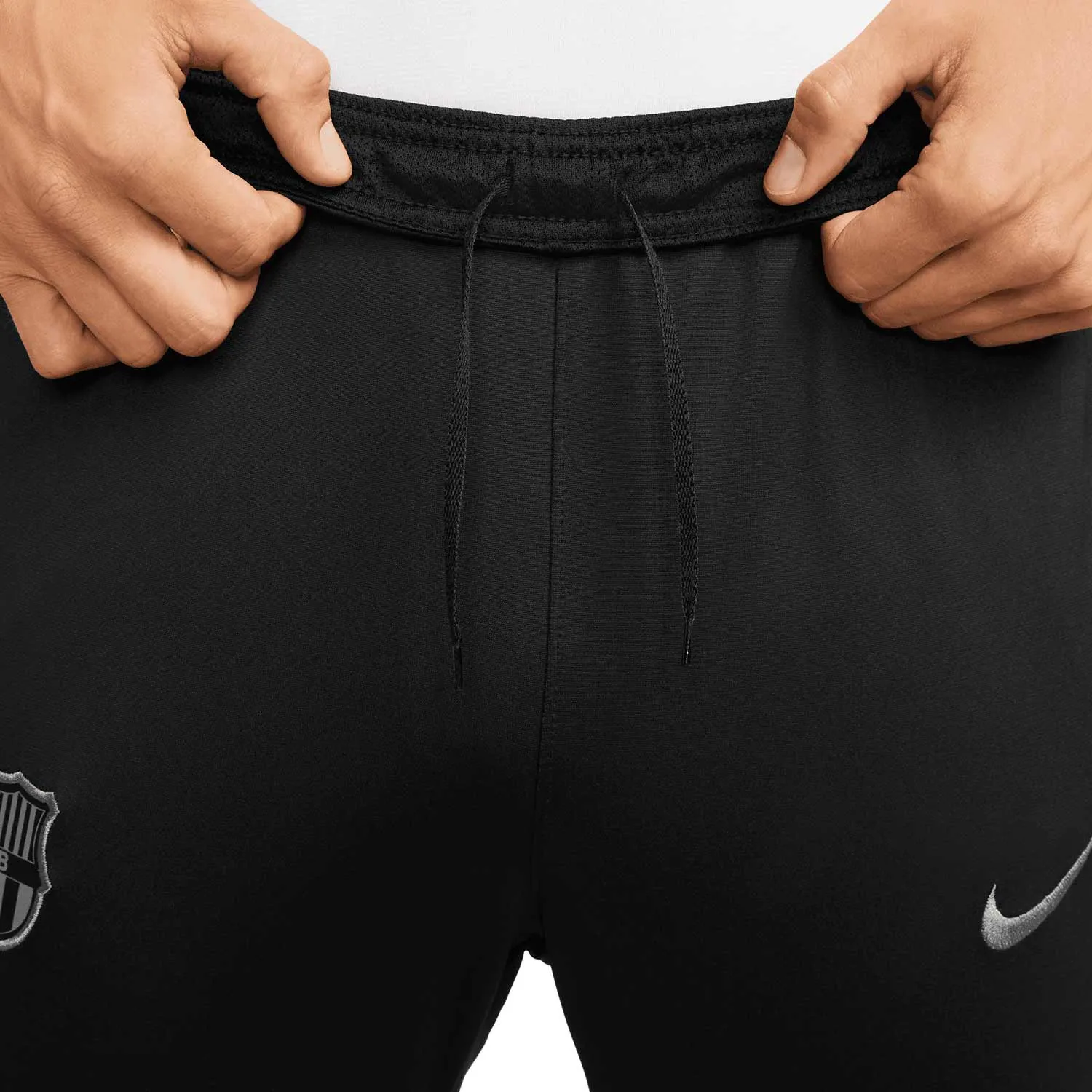 CHáNDAL NIKE BARCELONA DRIFIT STRIKE HOODIE UCL