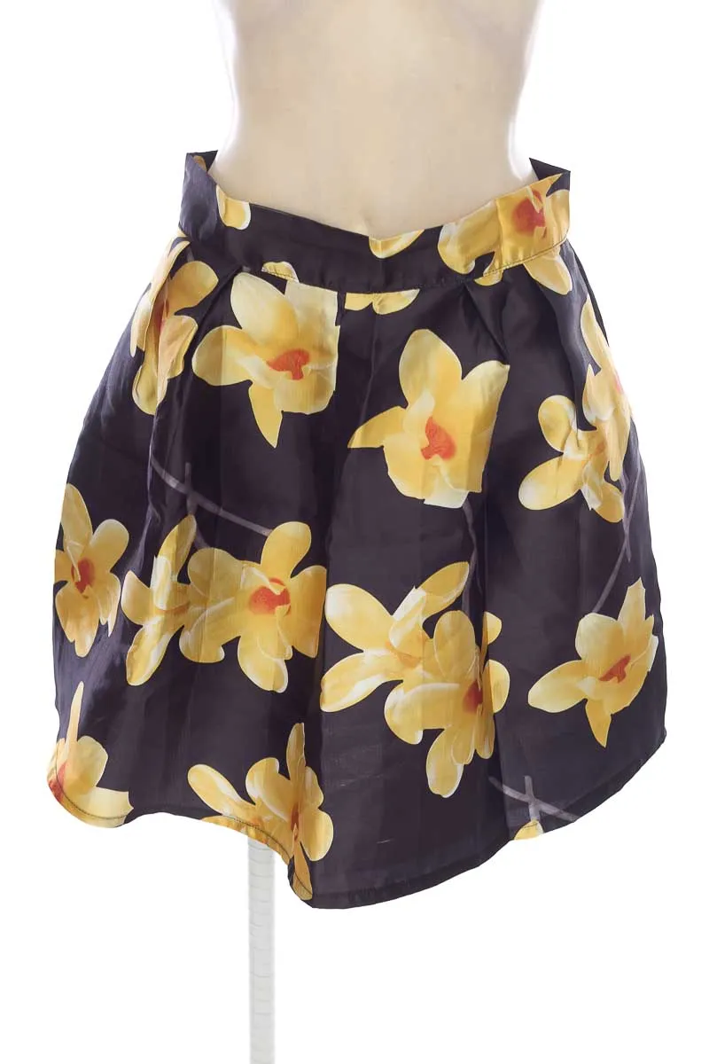 FALDA COLOR NEGRO  KUAI