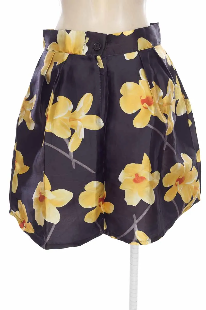 FALDA COLOR NEGRO  KUAI