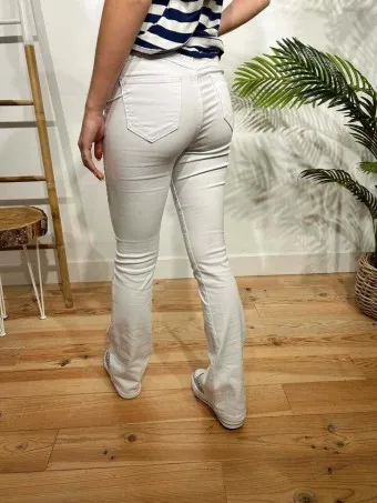 Jeans Push Up Campana VOKE Blanco