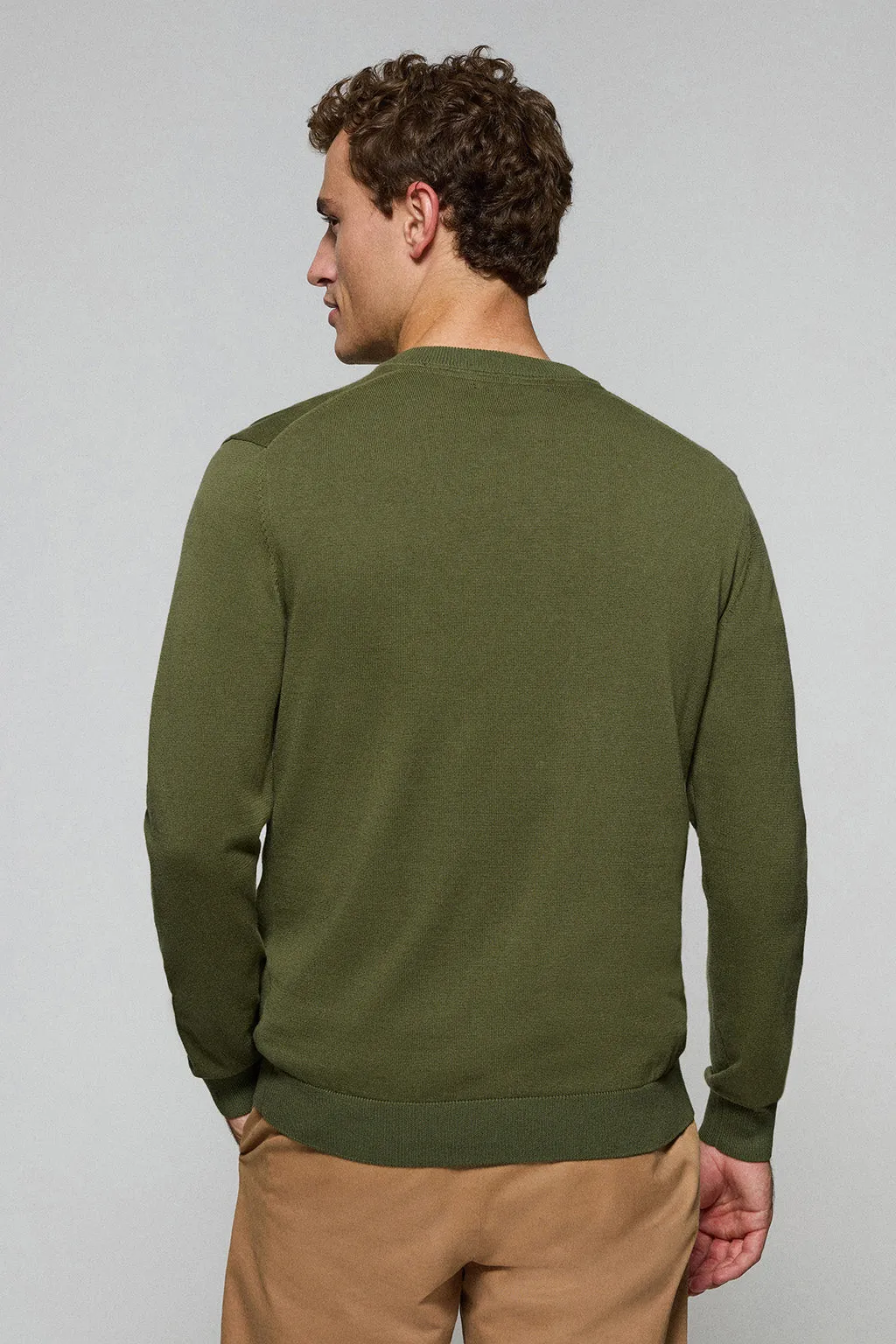 Jersey de punto verde caqui con cuello de pico y bordado Rigby Go