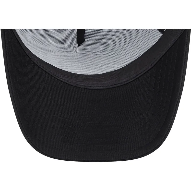 NEW ERA TRUCKER CAP  LOONEY TUNES WILE E. COYOTE "BLACK"