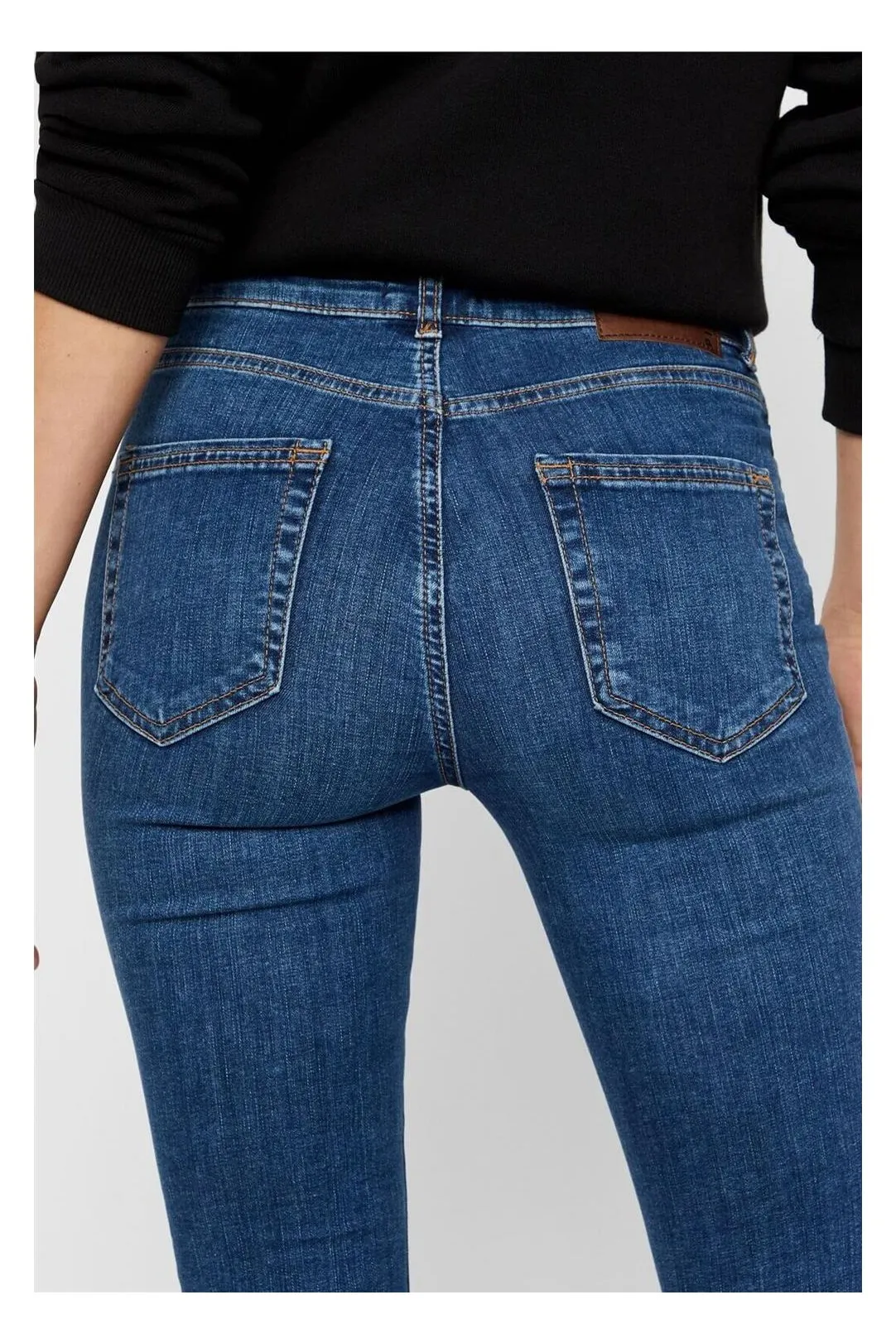 PANTALON VAQUERO PCDELLY SKN VAQUERO MEDIO