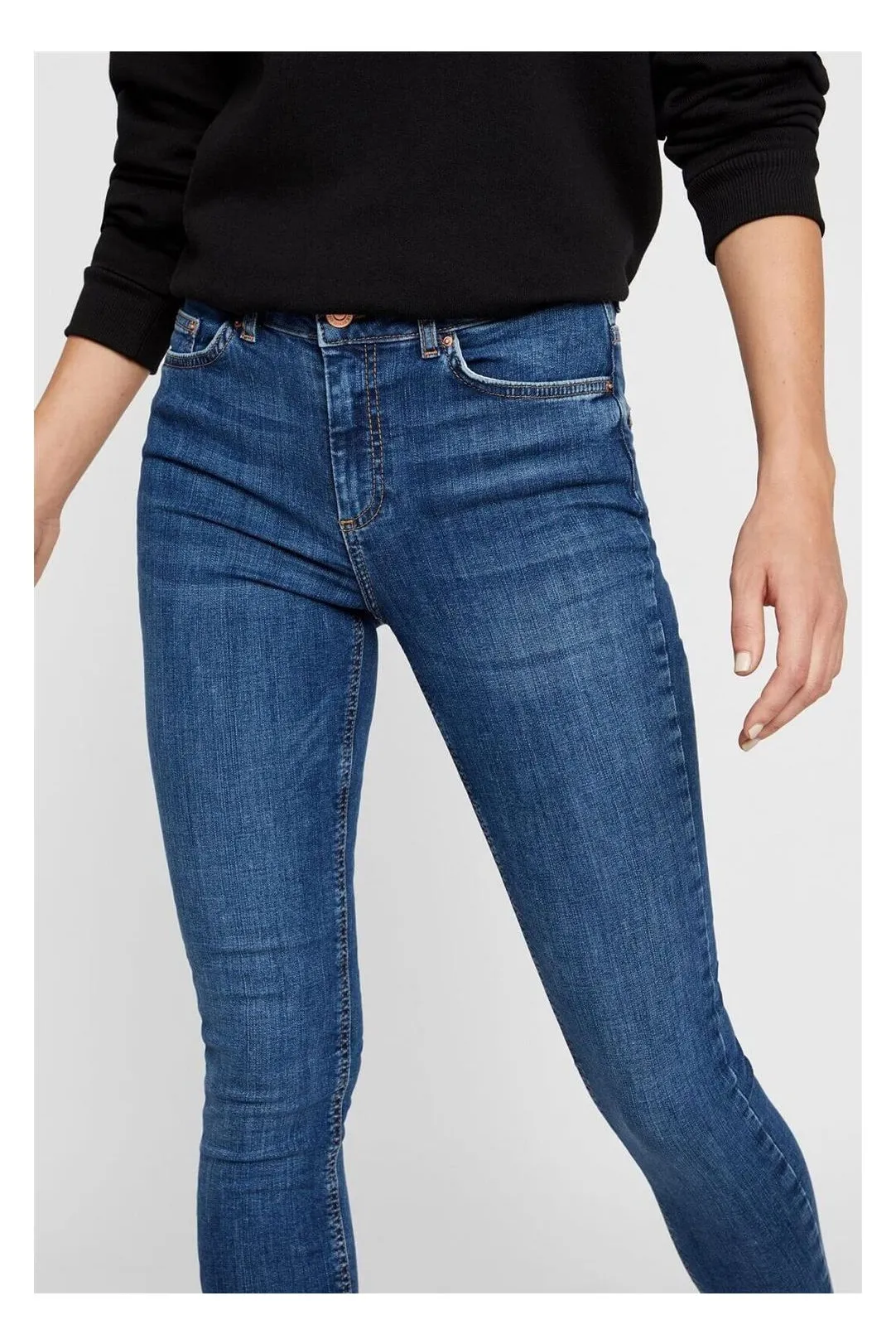 PANTALON VAQUERO PCDELLY SKN VAQUERO MEDIO
