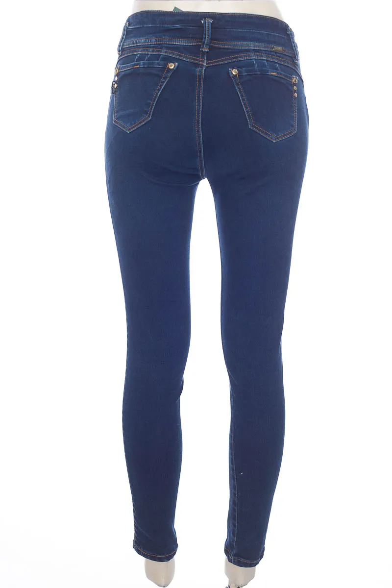 PANTALóN COLOR AZUL  CROMO