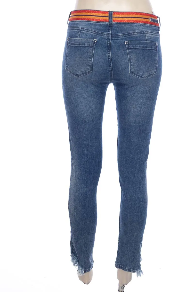 PANTALóN COLOR AZUL  STUDIO F