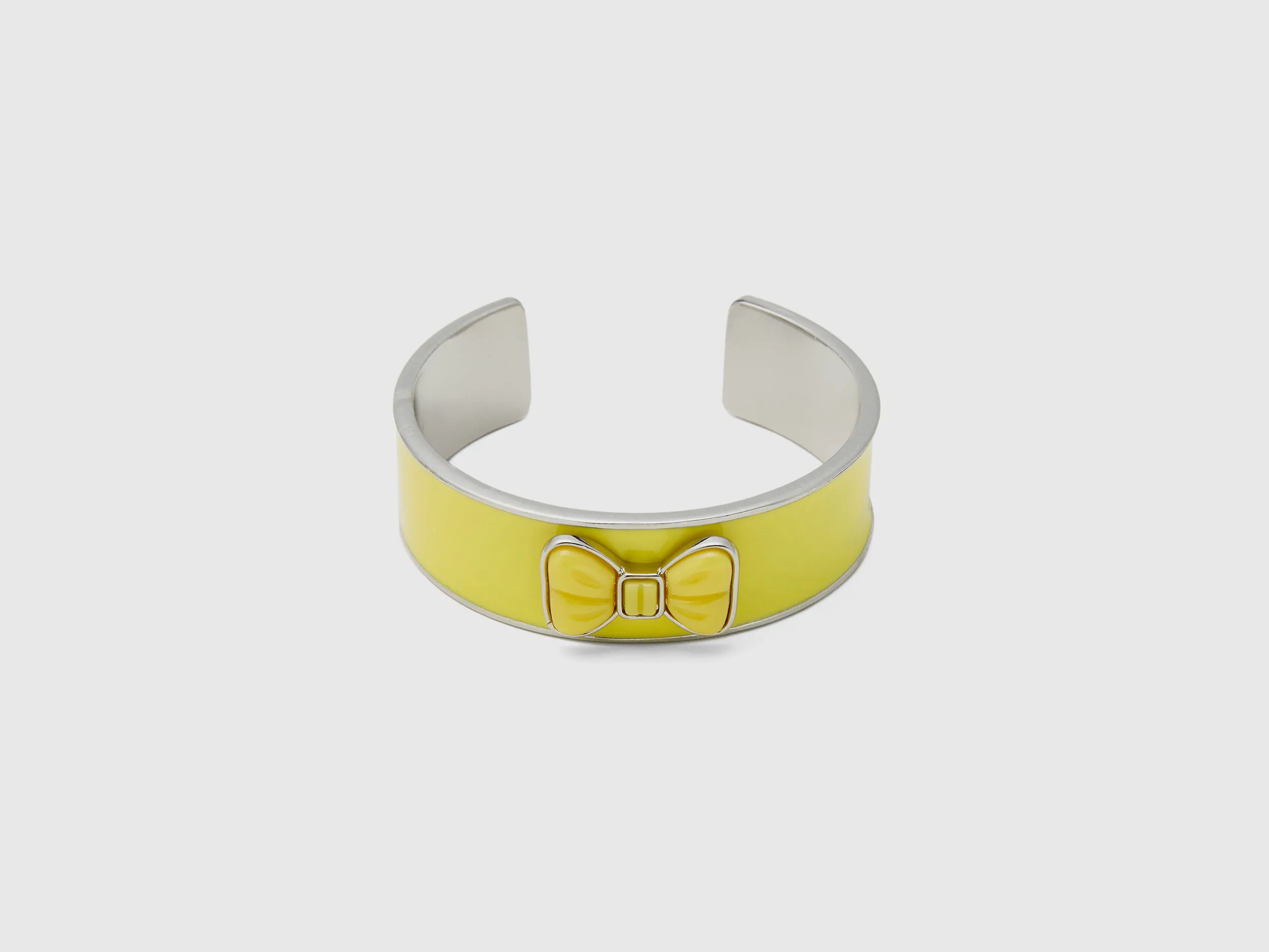 Pulsera bangle amarilla con lazo