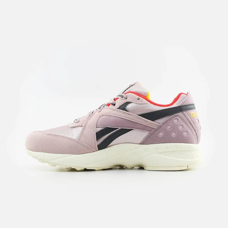 Reebok DV5873 PYRO