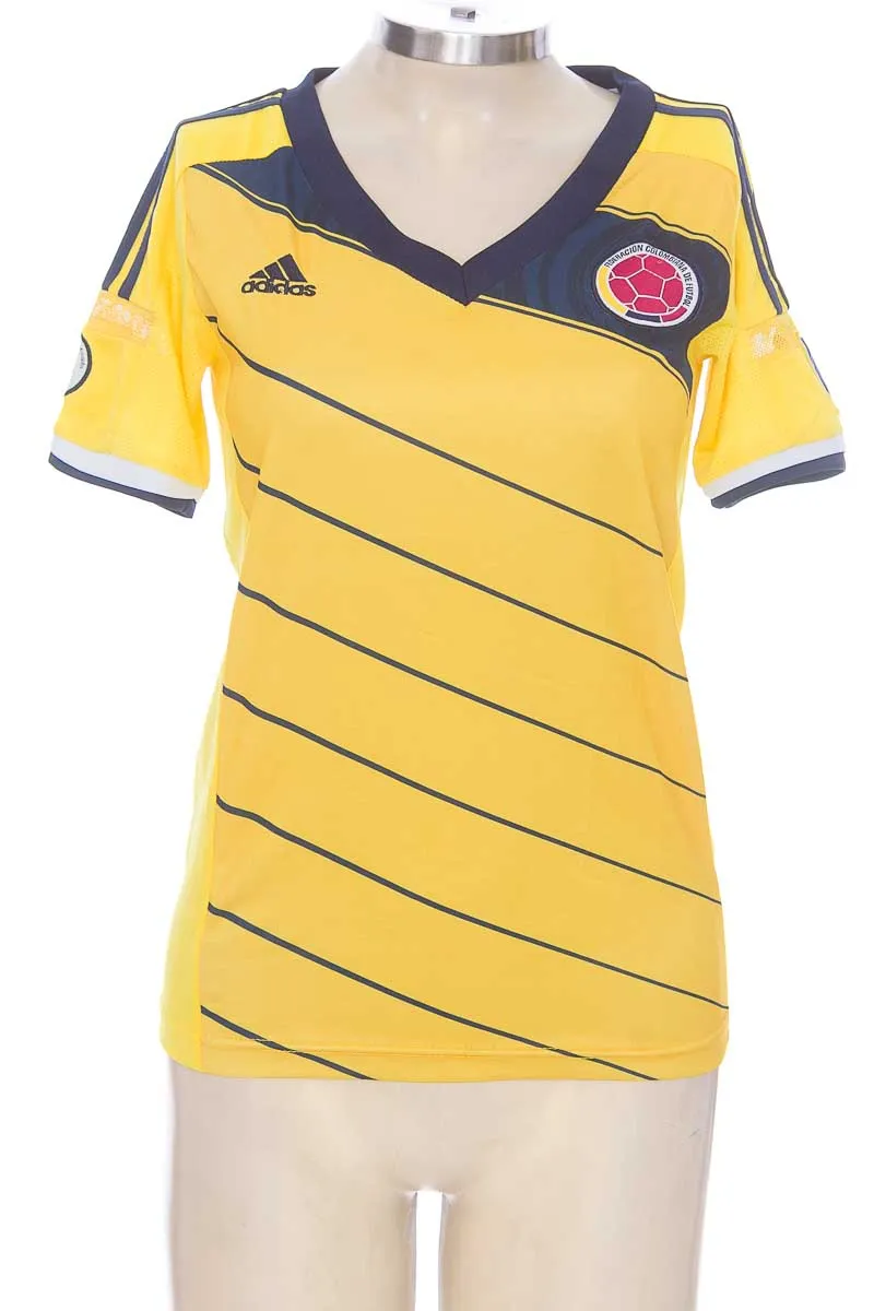ROPA DEPORTIVA / SALIDA DE BAñO COLOR AMARILLO  CLOSEANDO
