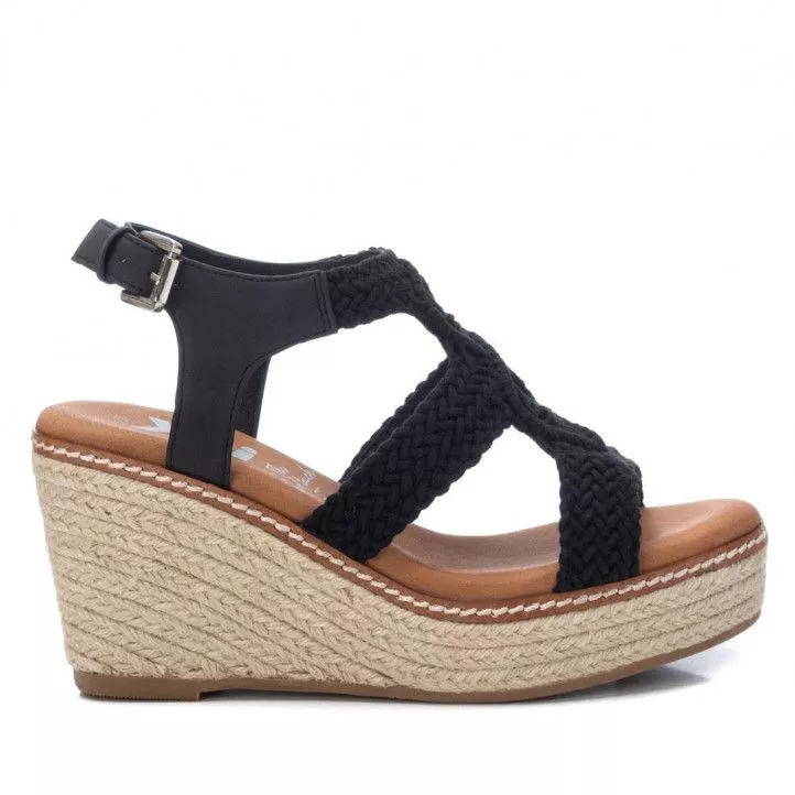 Sandalias cuña Xti negras con detalles trenzados