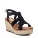 Sandalias cuña Xti negras con detalles trenzados