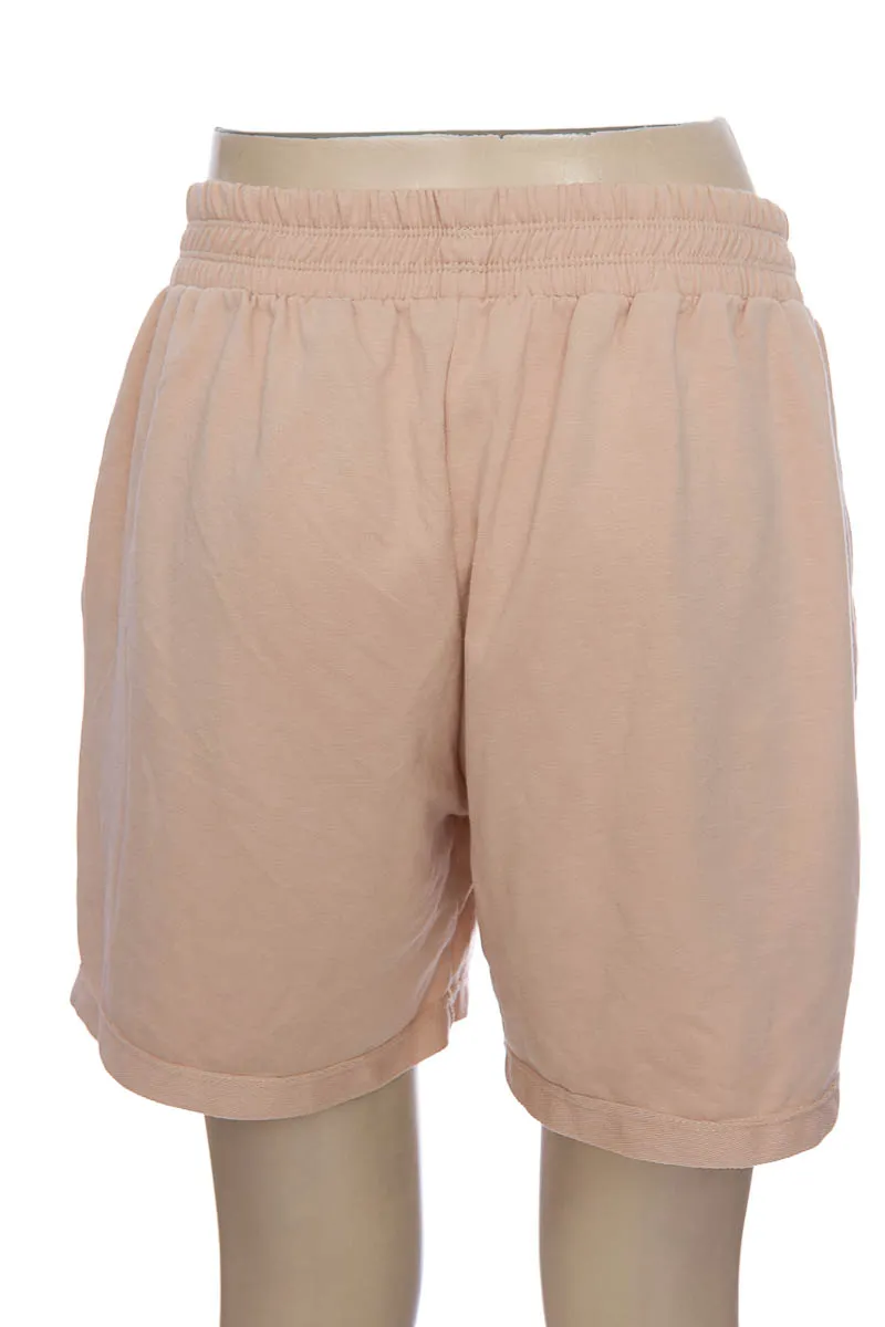 SHORT COLOR BEIGE  CLOSEANDO