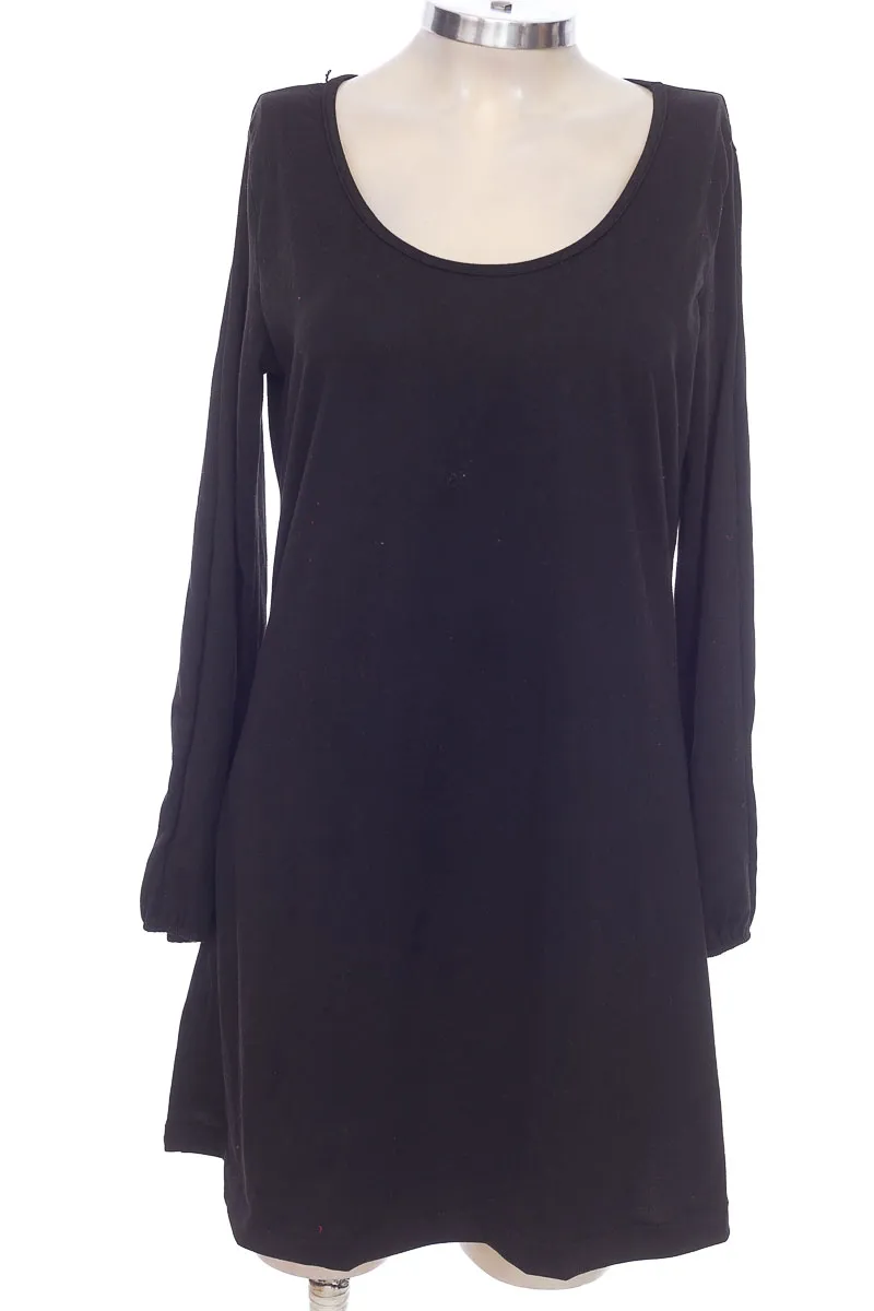 VESTIDO / ENTERIZO COLOR NEGRO  CLOSEANDO