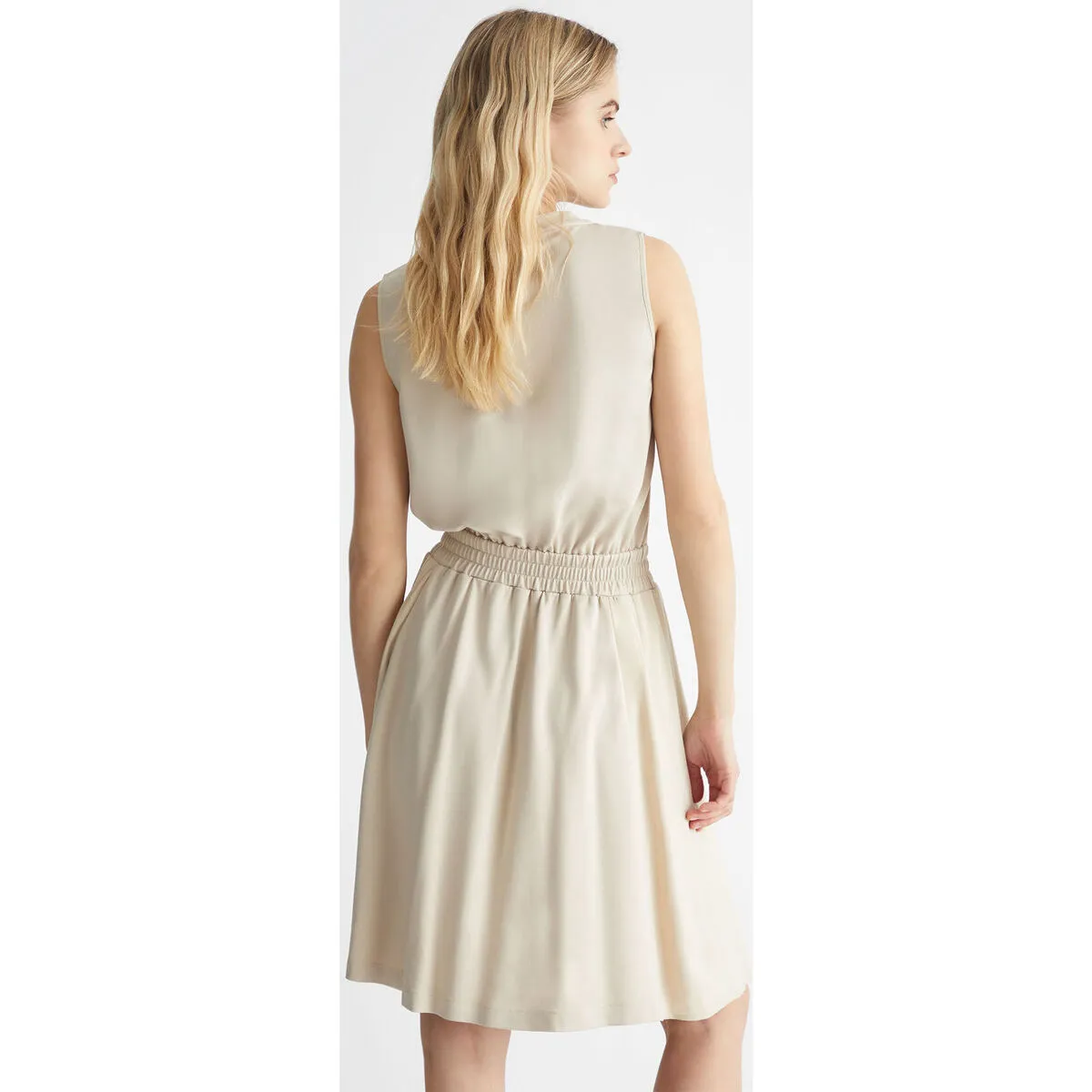Vestido corto deportivo